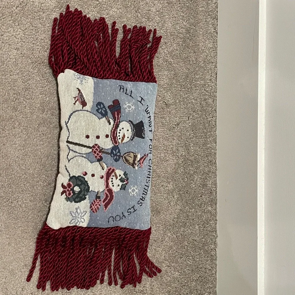Tapestry‎ Pillow Christmas Decor Snowman Holiday Red Fringe Accent Throw